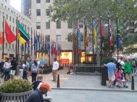 Rockefeller-Plaza--1